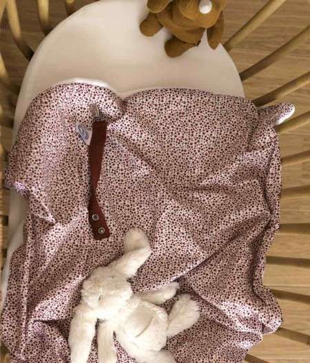 Couverture unisexe pour filles et garçons 120x120cm/47x47inch rose Jycra plaid bébé en mousseline 120 x 120 cm doux et respirant en coton bio Cadeau de naissance parfaite 