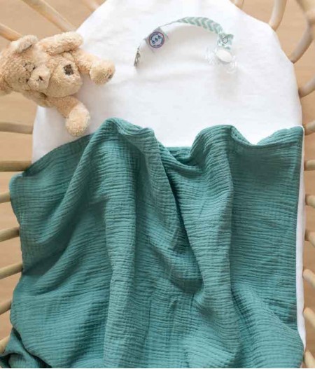 couverture plaid bébé made in france personnalisée - fleurs bleues