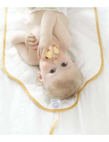 tapis à langer bébé nomade made in france avec bébé - Colonel moutarde