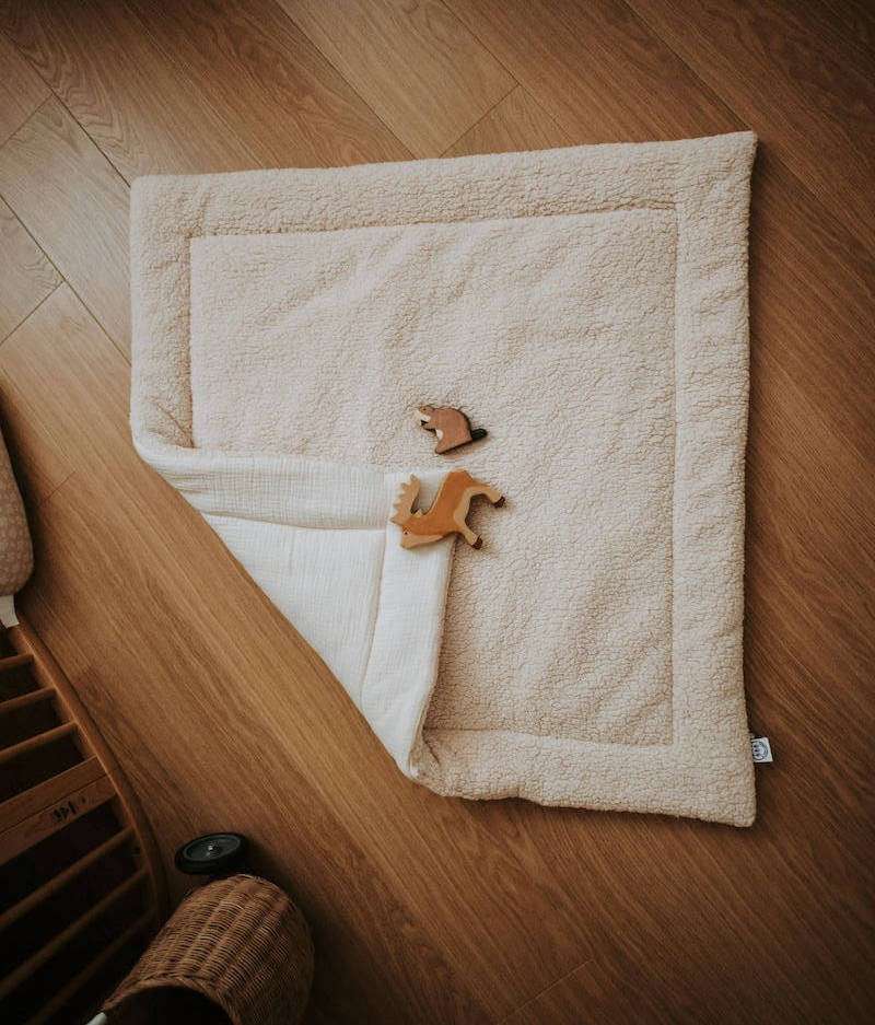 Tapis d'éveil personnalisé en coton oeko-tex style marin pour bébé