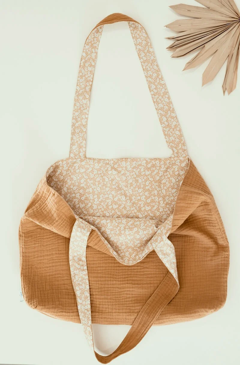 Sac cabas mom-bag camel