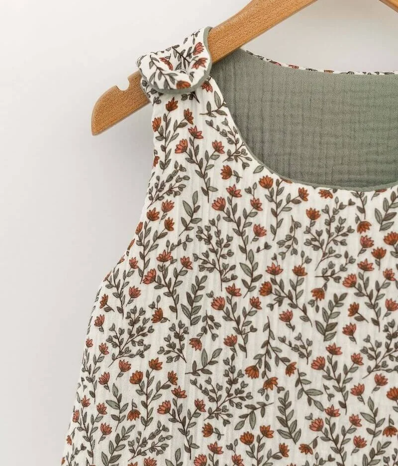 Gigoteuse été Madeleine fleurie vert